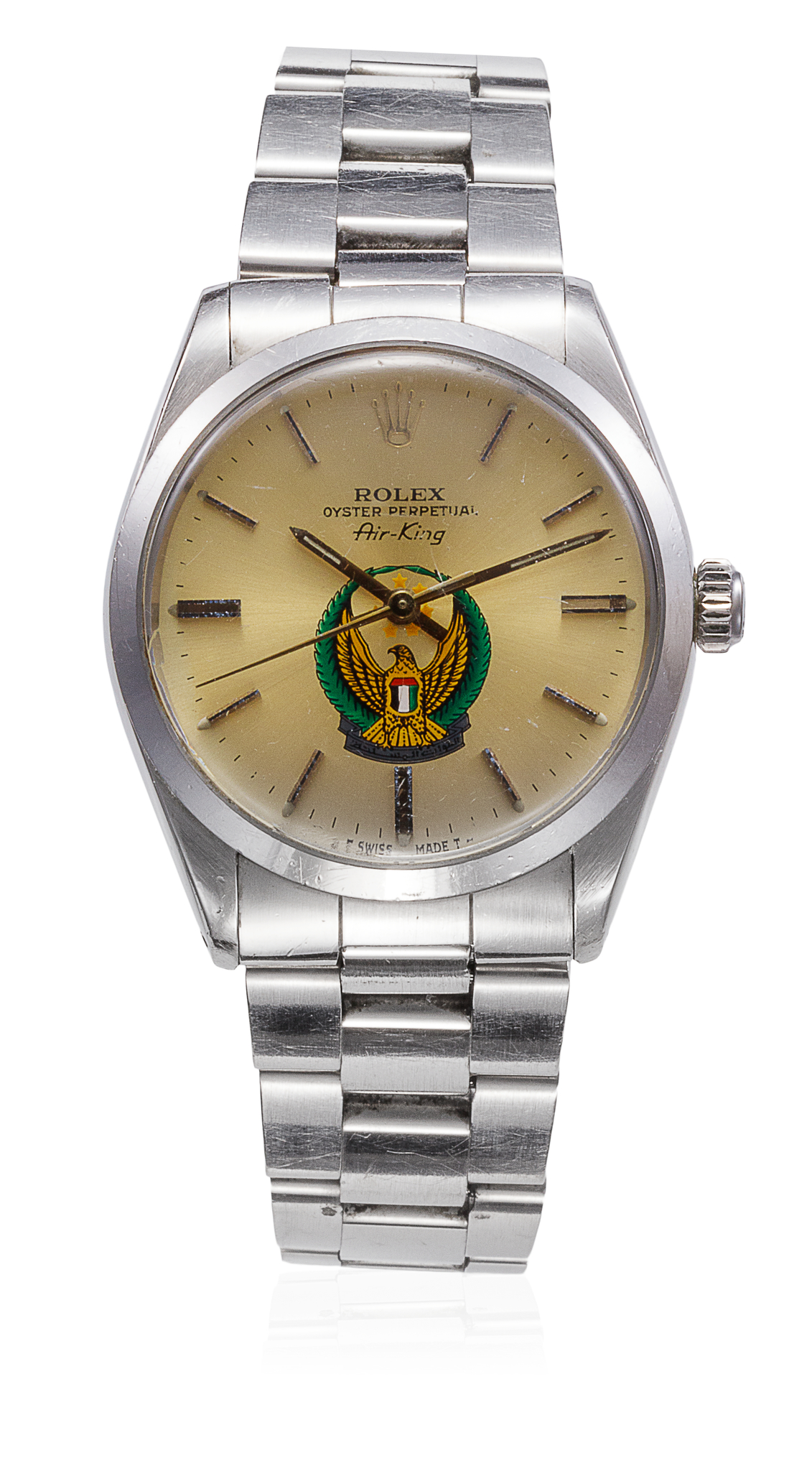 Antiquorum lot: Air-King 5500 logo dial, here with the UAE military crest printed on a champagne baton dial. · Photo: Antiquorum · © Antiquorum, used with permission · Source: https://catalog.antiquorum.swiss/en/lots/rolex-ref-5500-1002-air-king-lot-316-264